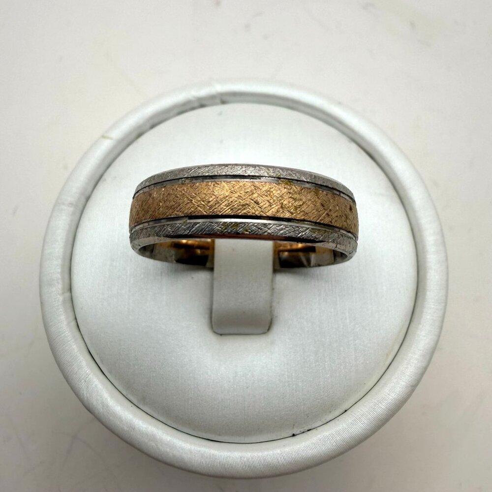 Mixed Metal Alloy Brushed Texture Band Ring Size 9 Fashion Jewelry